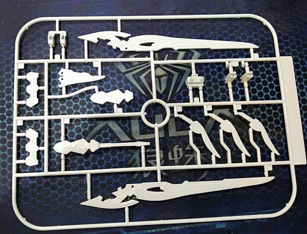 Joker Wing Gundam Zero Honoo Sword Kit - Image 4